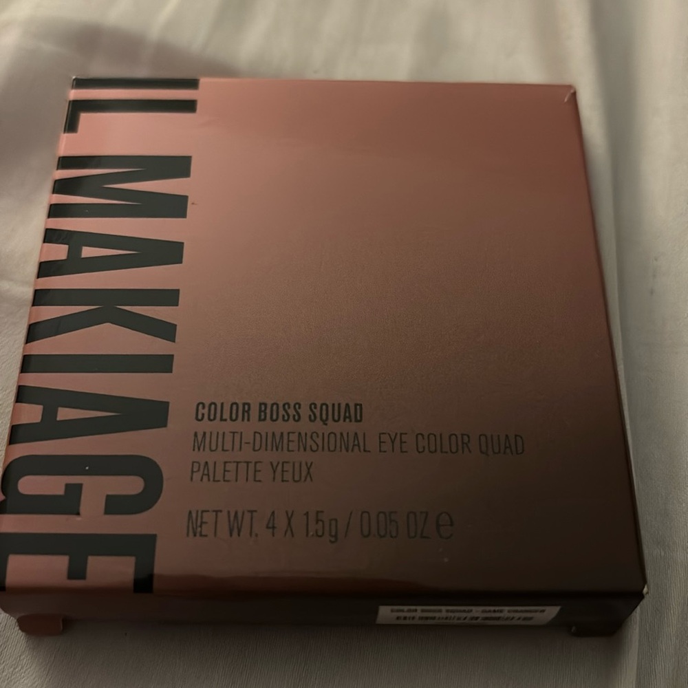 Colour Boss Squad Eyeshadow quad -  Stunning neutrals/smoky eyeshadow palette